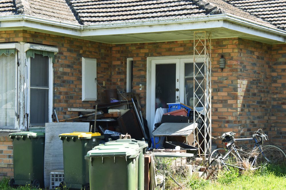 2 Kings Junk Removal Removing Junk in Beaumont Alberta